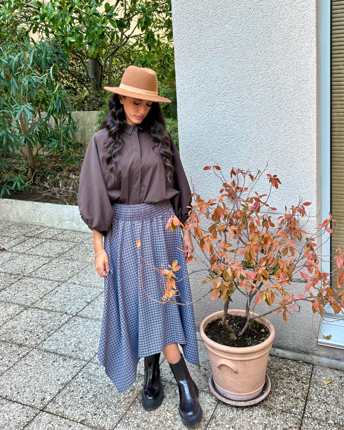 Jupe asymétrique à carreaux bleu et marron taille smockée OR SHÉLI