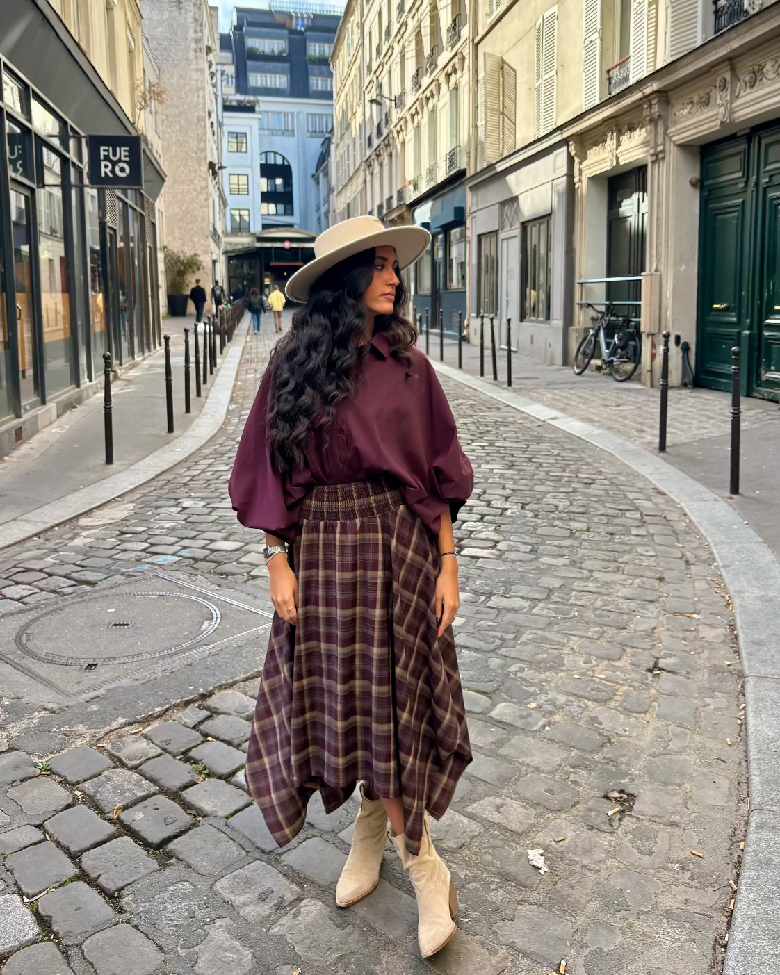 Jupe longue asymétrique à carreaux bordeaux et crème - OR SHÉLI