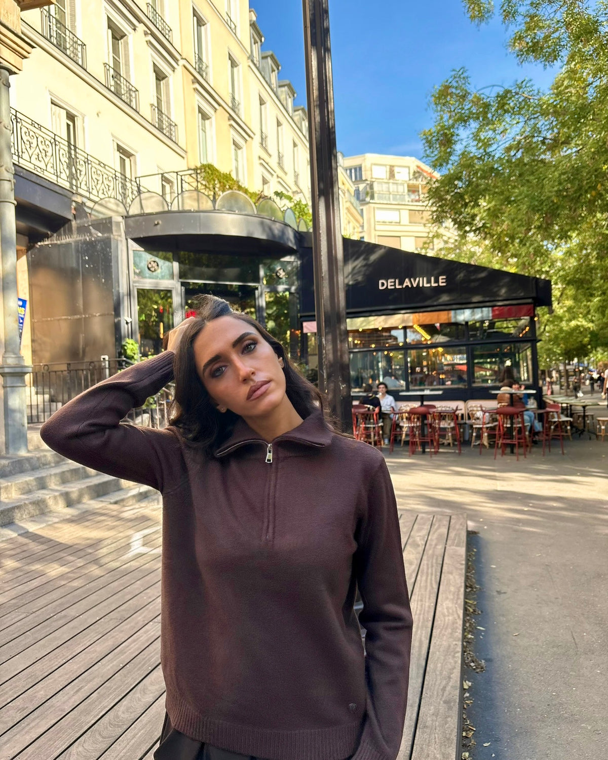 Pull col zippé en maille chocolat – taille unique – OR SHÉLI